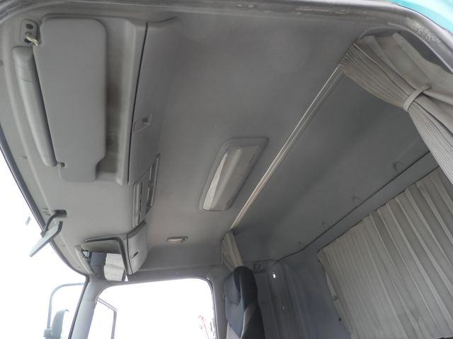 HINO PROFIA 2006 Image 31