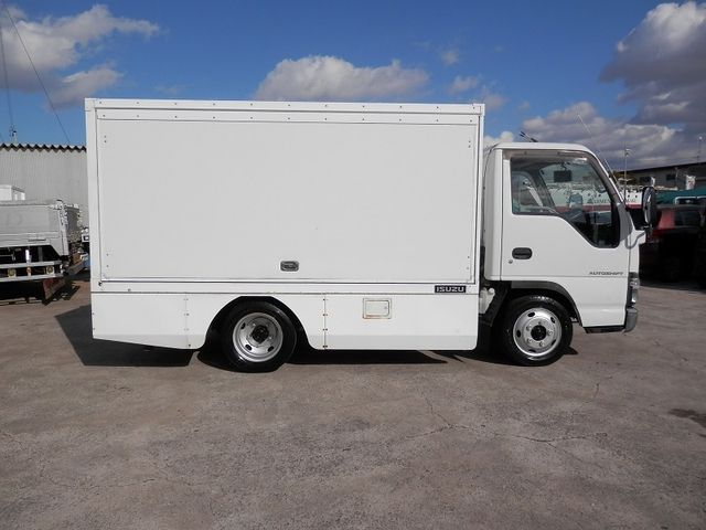 ISUZU ELF 2007 Image 31