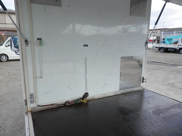 ISUZU ELF 2007 Image 31