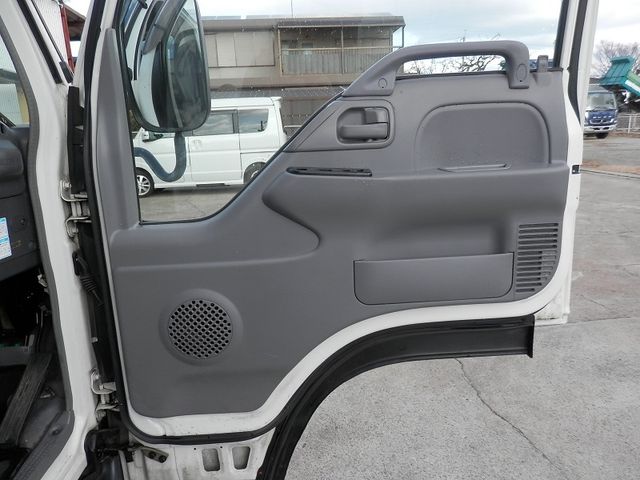 ISUZU ELF 2007 Image 31