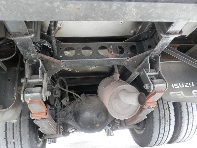 ISUZU ELF 2007 Image 31