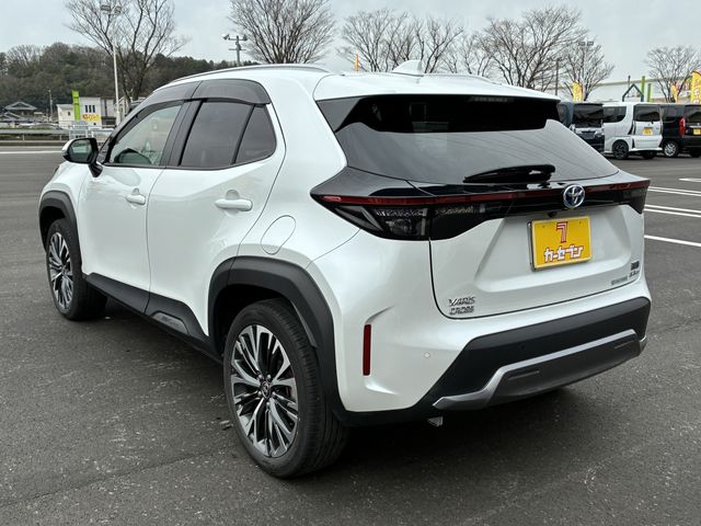 TOYOTA YARIS CROSS HYBRID 2023 Image 31