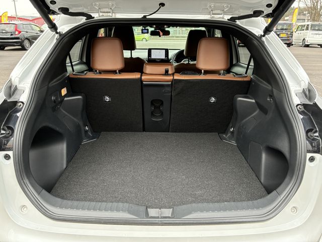 TOYOTA YARIS CROSS HYBRID 2023 Image 31