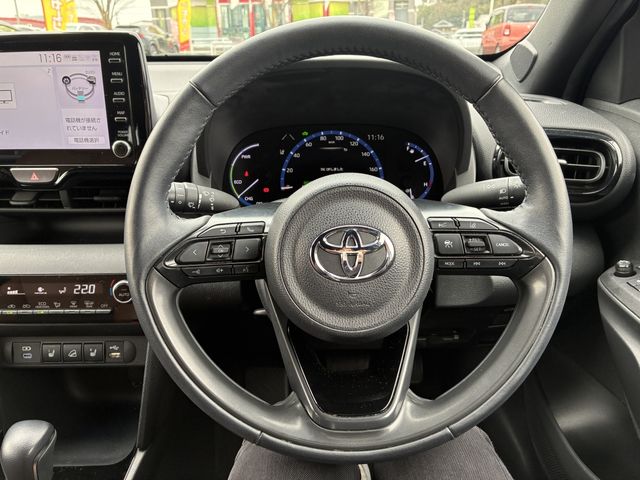 TOYOTA YARIS CROSS HYBRID 2023 Image 31