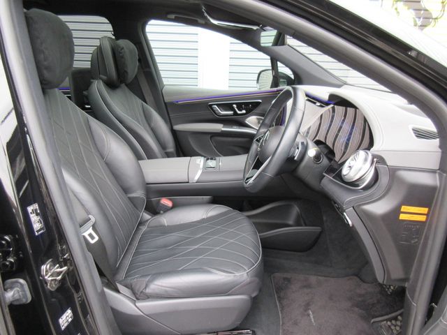 MERCEDES BENZ EQS SU 2023 Image 31