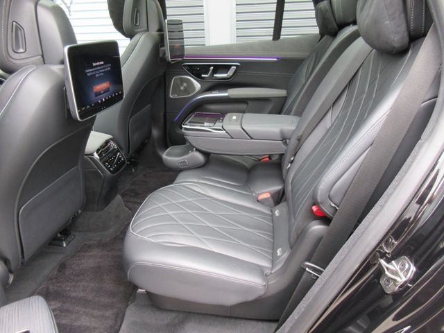 MERCEDES BENZ EQS SU 2023 Image 31
