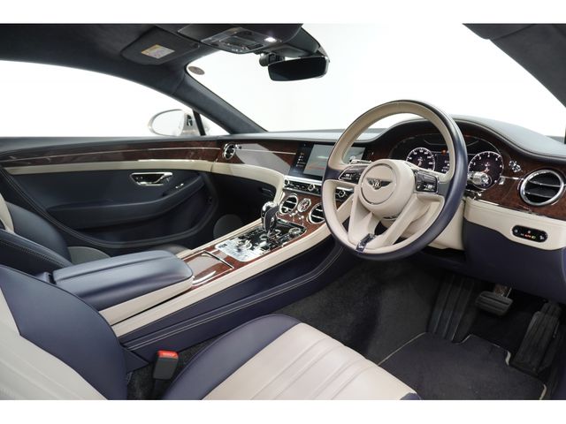 BENTLEY COUPE 2019 Image 31