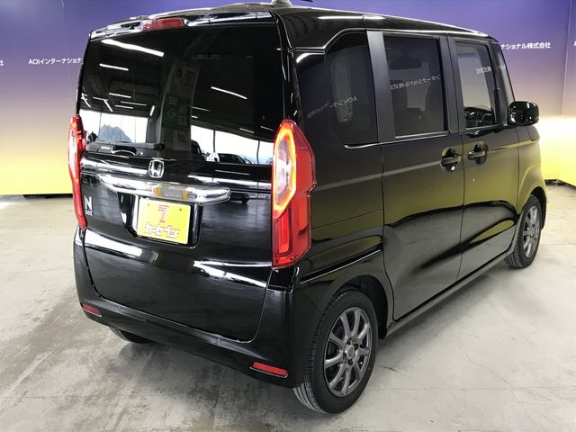 HONDA N BOX 2022 Image 31