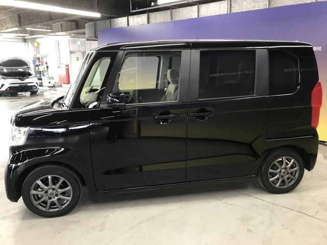 HONDA N BOX 2022 Image 31