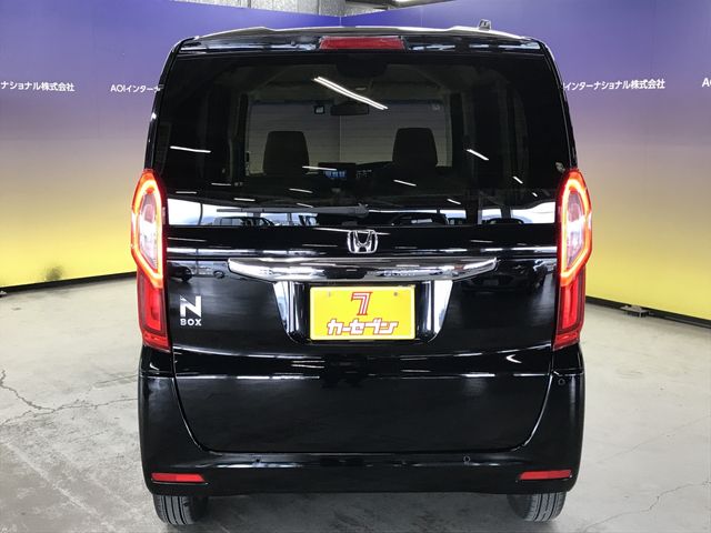 HONDA N BOX 2022 Image 31
