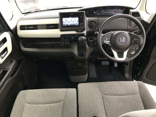 HONDA N BOX 2022 Image 31