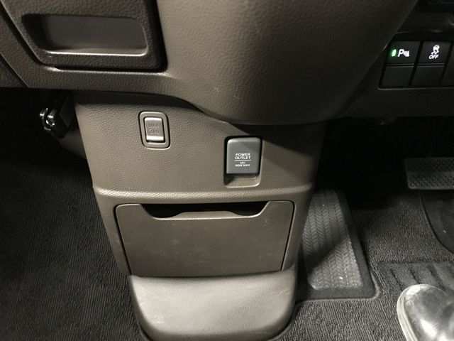 HONDA N BOX 2022 Image 31