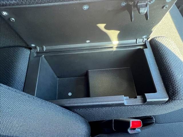 SUZUKI WAGON R CUSTOM Z 2023 Image 31