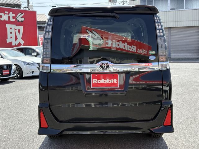 TOYOTA VOXY 2015 Image 31