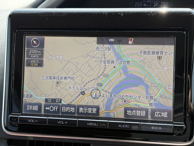 TOYOTA VOXY 2015 Image 31