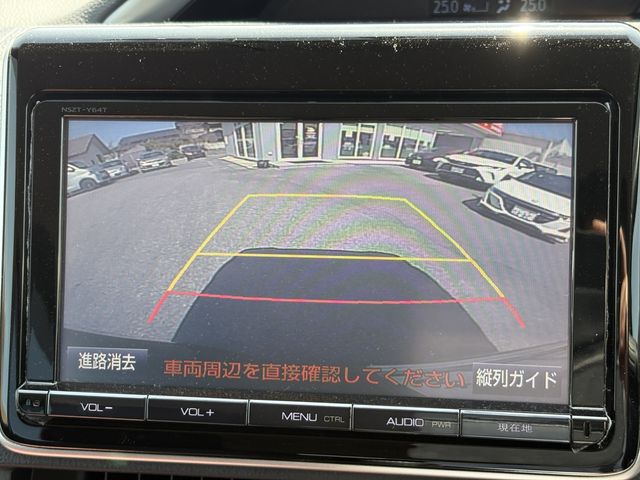 TOYOTA VOXY 2015 Image 31