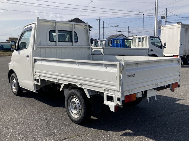 TOYOTA TOWNACE TRUCK 2WD 2019 Image 31