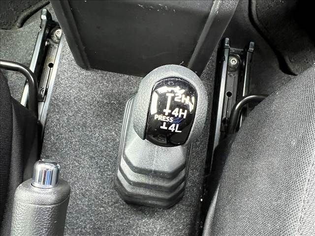 SUZUKI JIMNY 4WD 2021 Image 31