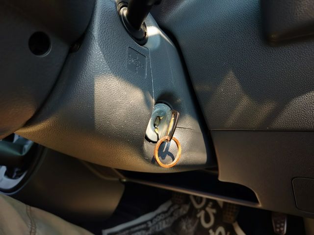 DAIHATSU HIJET CARGO 4WD 2014 Image 31