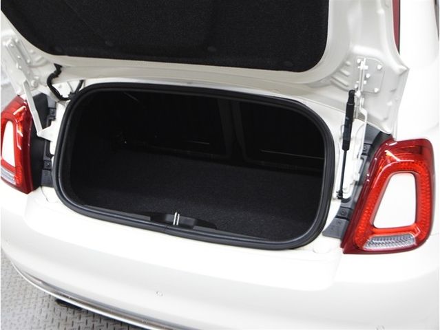 FIAT 500C 2019 Image 31