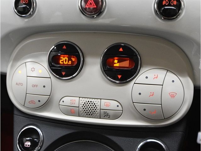 FIAT 500C 2019 Image 31