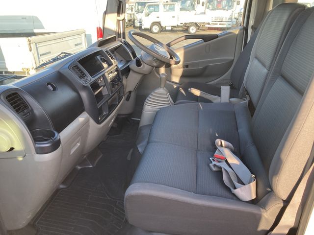 MITSUBISHI CANTER GUTS 2016 Image 31