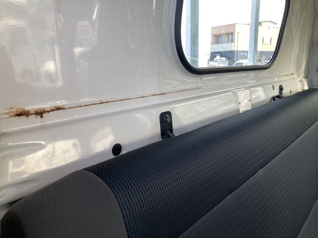 MITSUBISHI CANTER GUTS 2016 Image 31