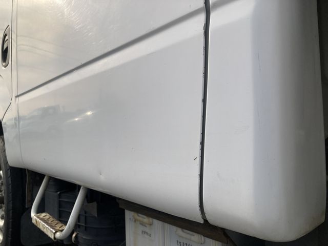 MITSUBISHI CANTER GUTS 2016 Image 31