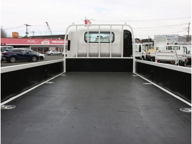 ISUZU ELF 2021 Image 31