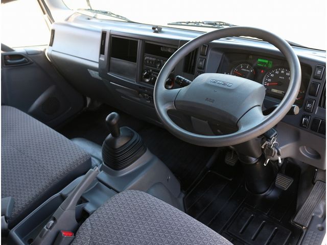 ISUZU ELF 2021 Image 31