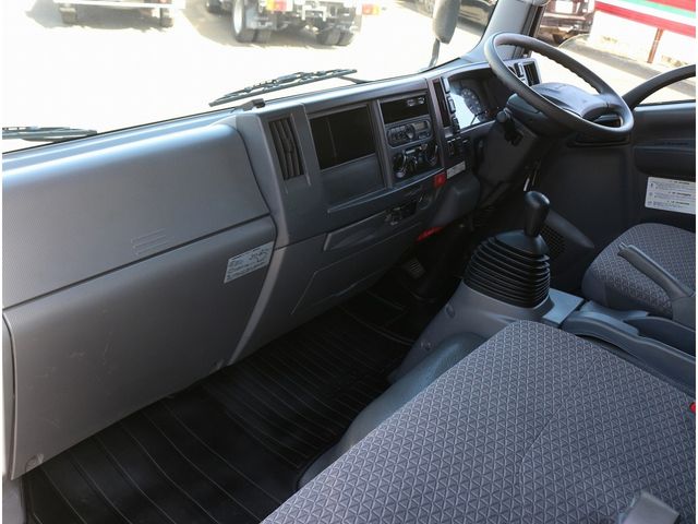 ISUZU ELF 2021 Image 31