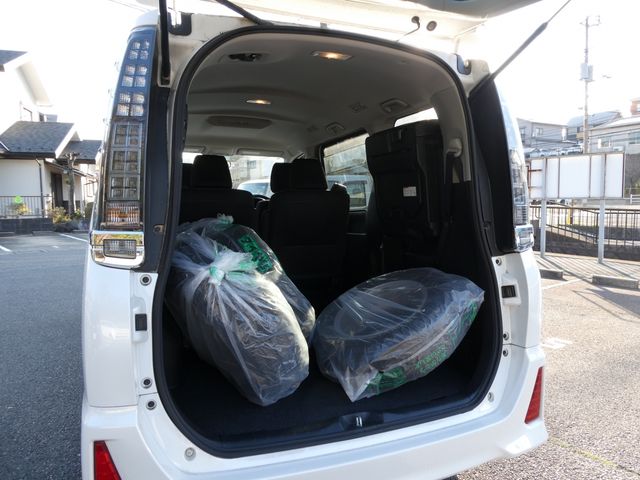 TOYOTA VOXY 2015 Image 31