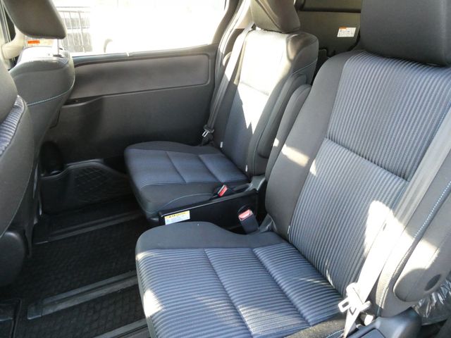 TOYOTA VOXY 2015 Image 31