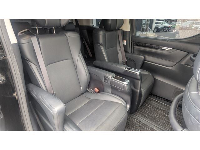 TOYOTA ALPHARD 2018 Image 31