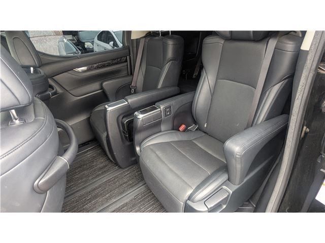TOYOTA ALPHARD 2018 Image 31