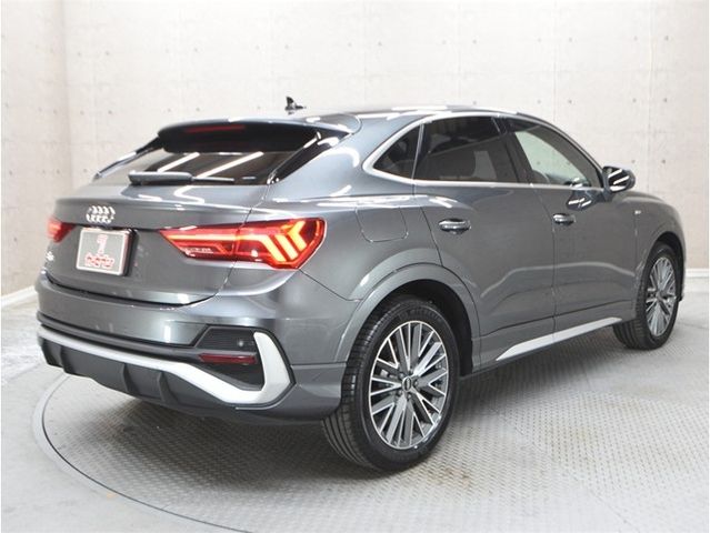 AUDI Q3 2021 Image 31