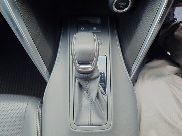 TOYOTA HARRIER HYBRID 2024 Image 31