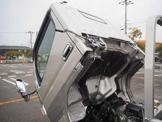 MITSUBISHI CANTER 2020 Image 31