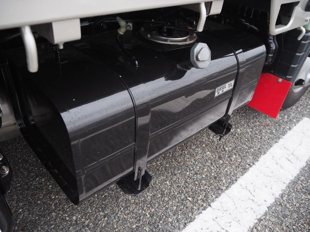 MITSUBISHI CANTER 2020 Image 31