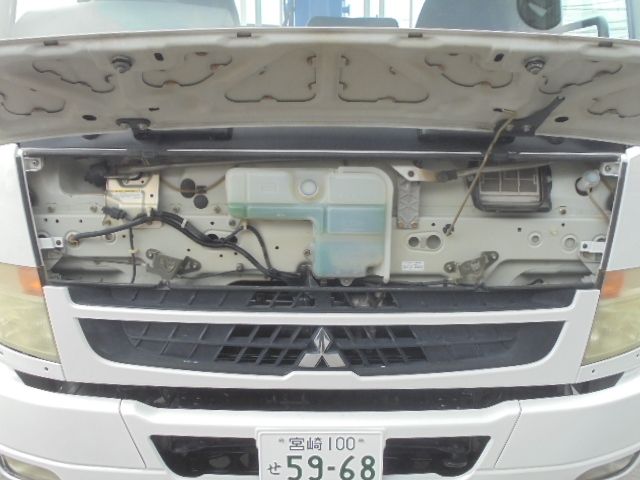 MITSUBISHI FUSOU FIGHTER 2006 Image 31