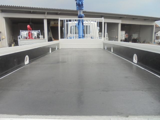 MITSUBISHI FUSOU FIGHTER 2006 Image 31