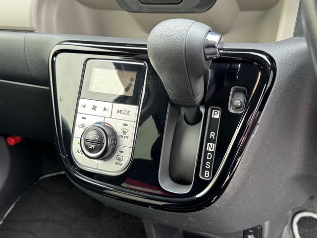 TOYOTA PASSO 2017 Image 31
