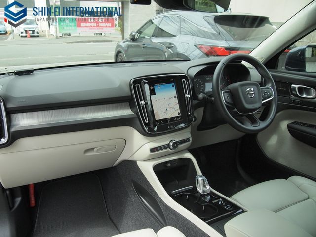 VOLVO XC40 2021 Image 31