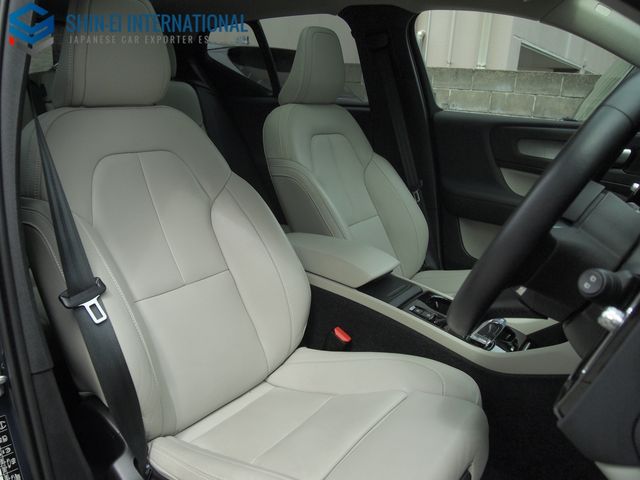 VOLVO XC40 2021 Image 31