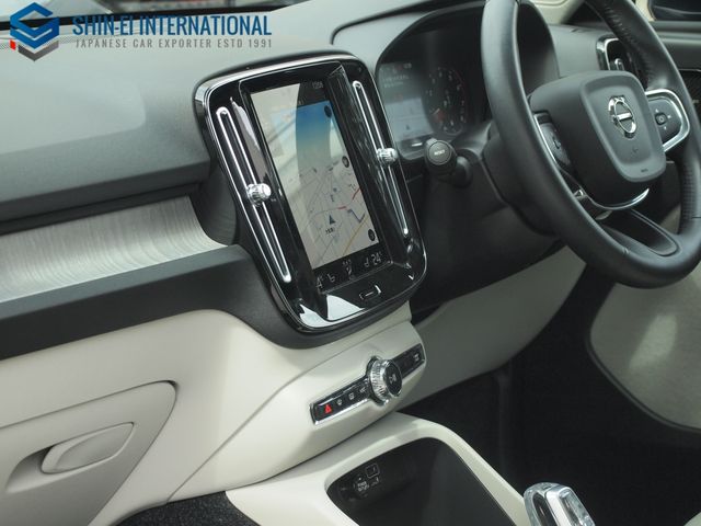 VOLVO XC40 2021 Image 31