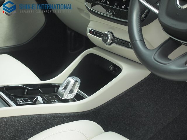 VOLVO XC40 2021 Image 31