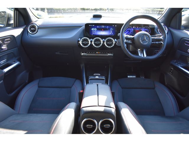 MERCEDES BENZ EQA 2024 Image 31