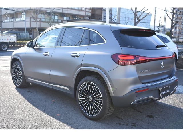 MERCEDES BENZ EQA 2024 Image 31