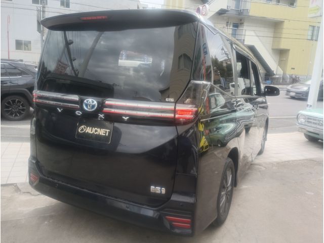 TOYOTA VOXY HYBRID 2023 Image 31