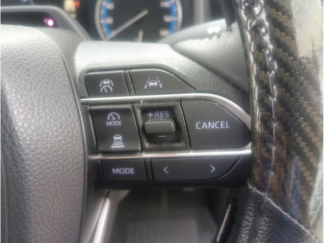 TOYOTA VOXY HYBRID 2023 Image 31